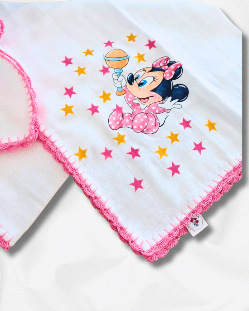 Fralda de Pano Bordada Minnie